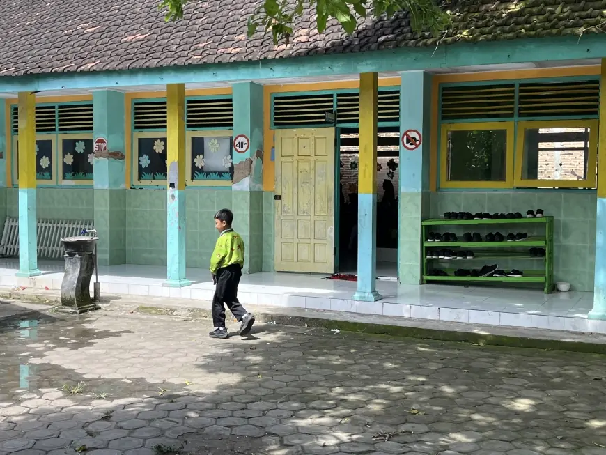 Aktivitas SDN Tlogo 2 Blitar (foto: suarajatimpost)