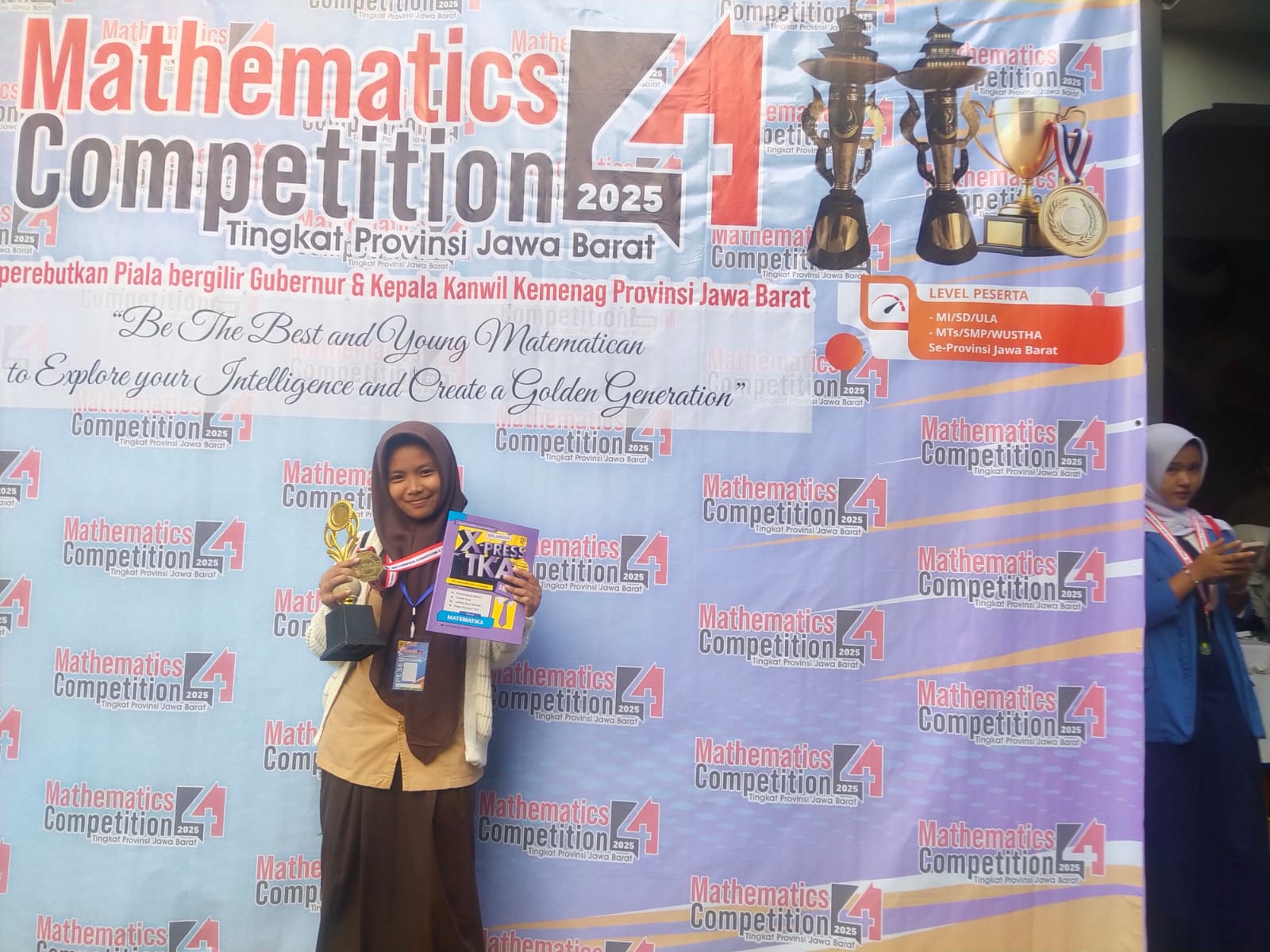 Siti Maesaroh Raih Medali Emas di Mathematics Competition Tingkat Provinsi Jawa Barat